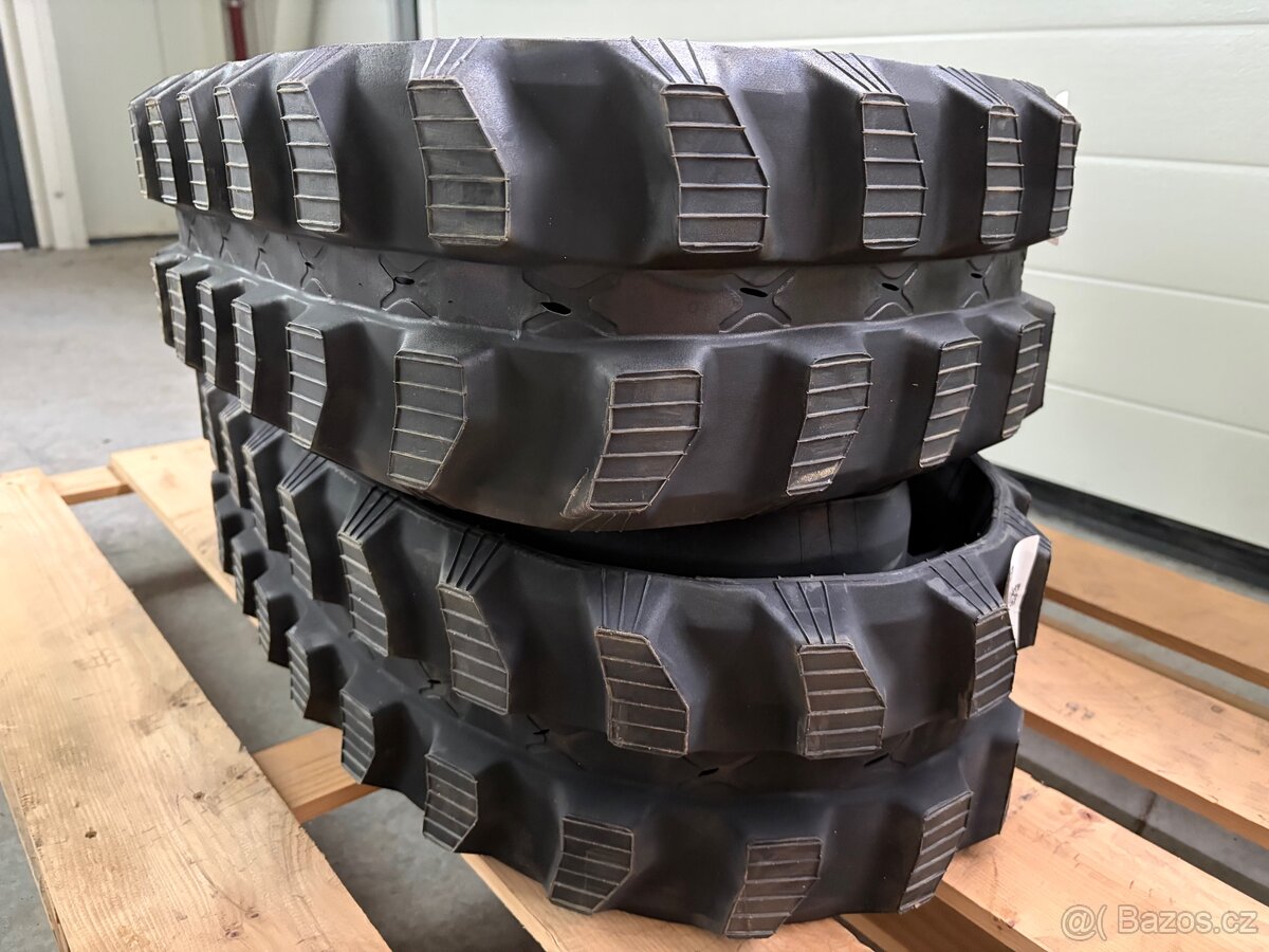 Gumové pásy na bagry - 10