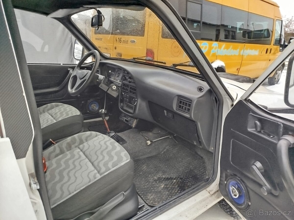 Dacia pickup 4x4 1,9 D rv 2005, možná výměna - 10