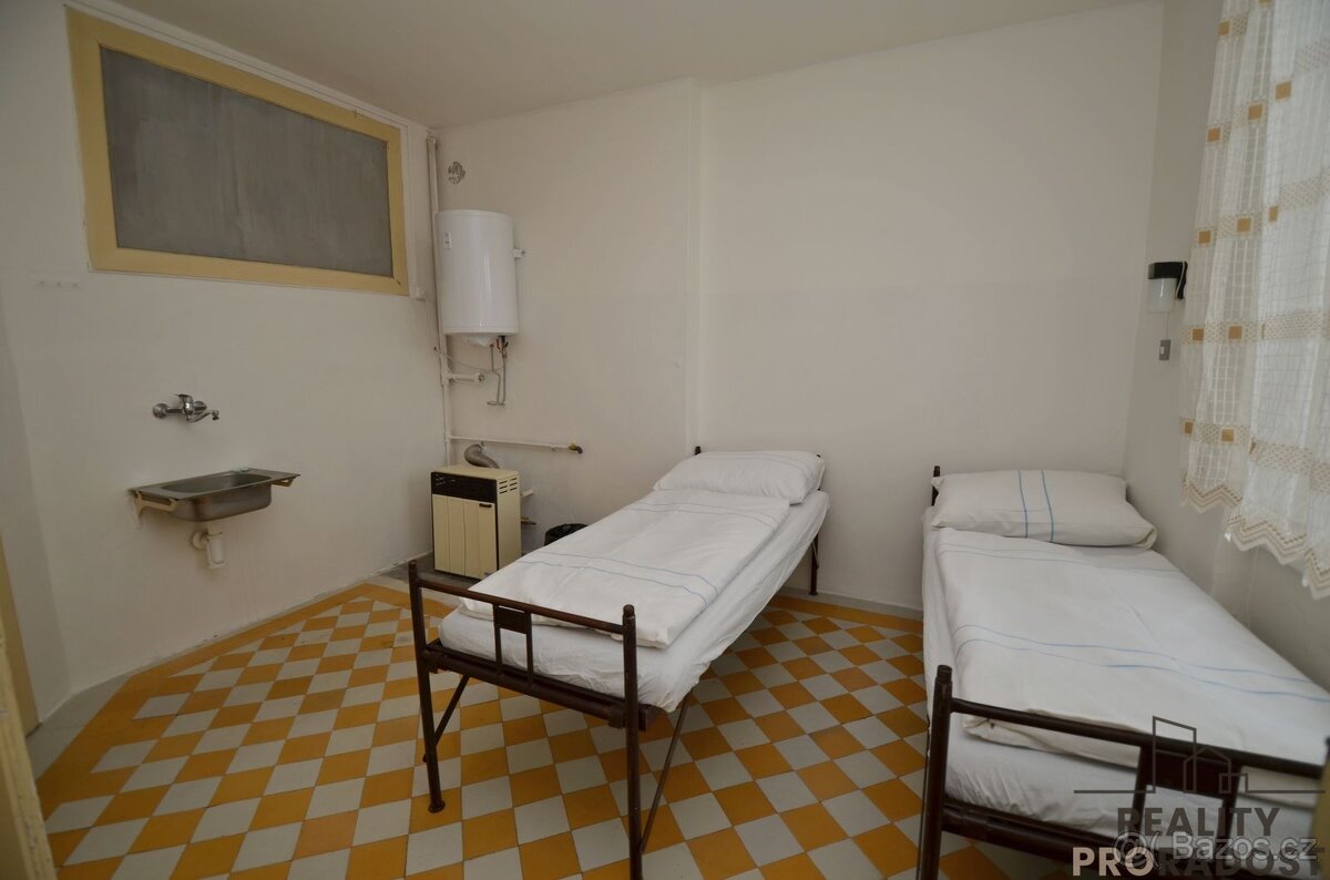 Prodej bytu 4+kk 95 m2 - 10