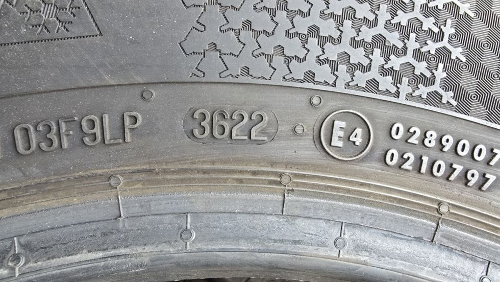 Zimní pneumatiky 195/65/15 Continental - 10