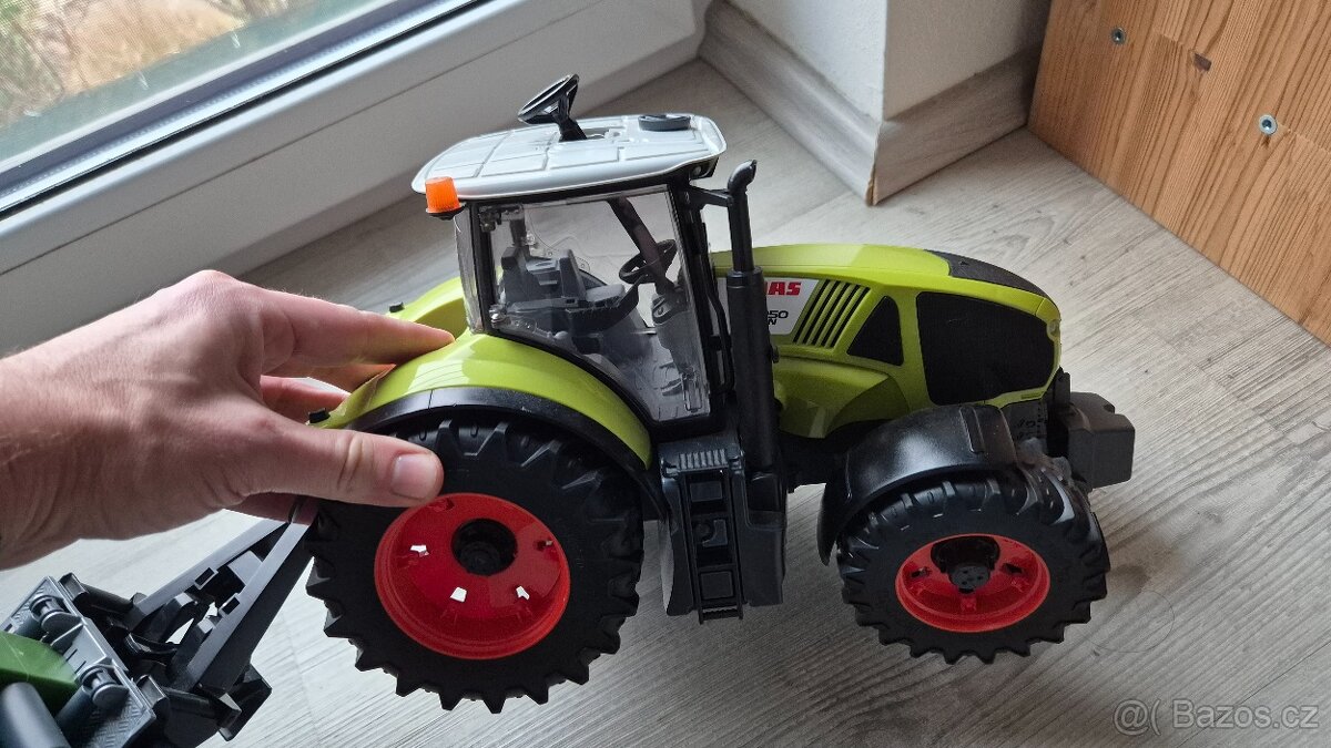 Bruder kombajn a traktor s vlečkou - 10