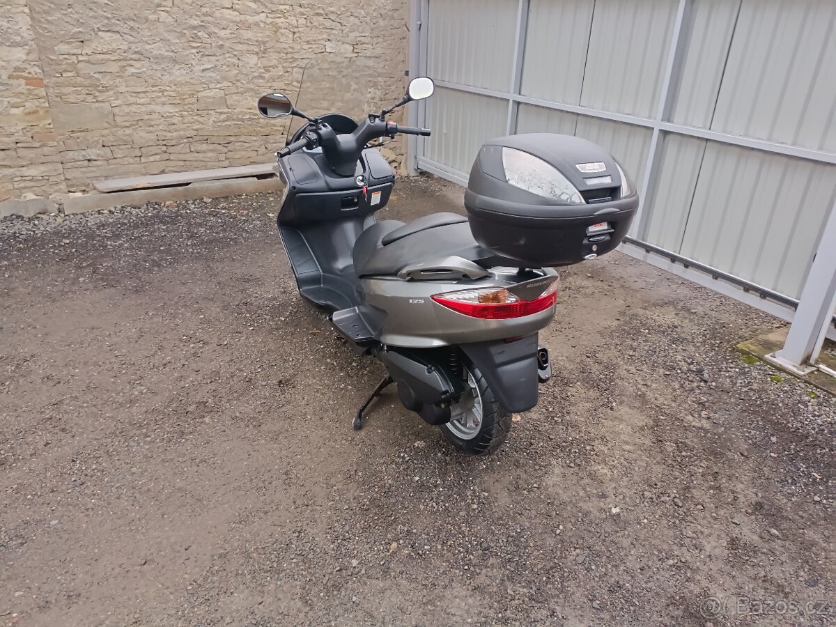 Suzuki Burgman 125i CZ Doklady v ceně - 10