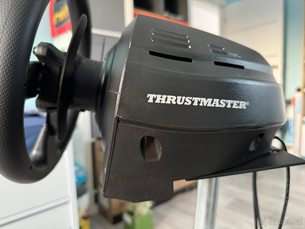 Volant Thrustmaster T300 RS, 3-pedály T3PA + Stojan DeluxeV2 - 10