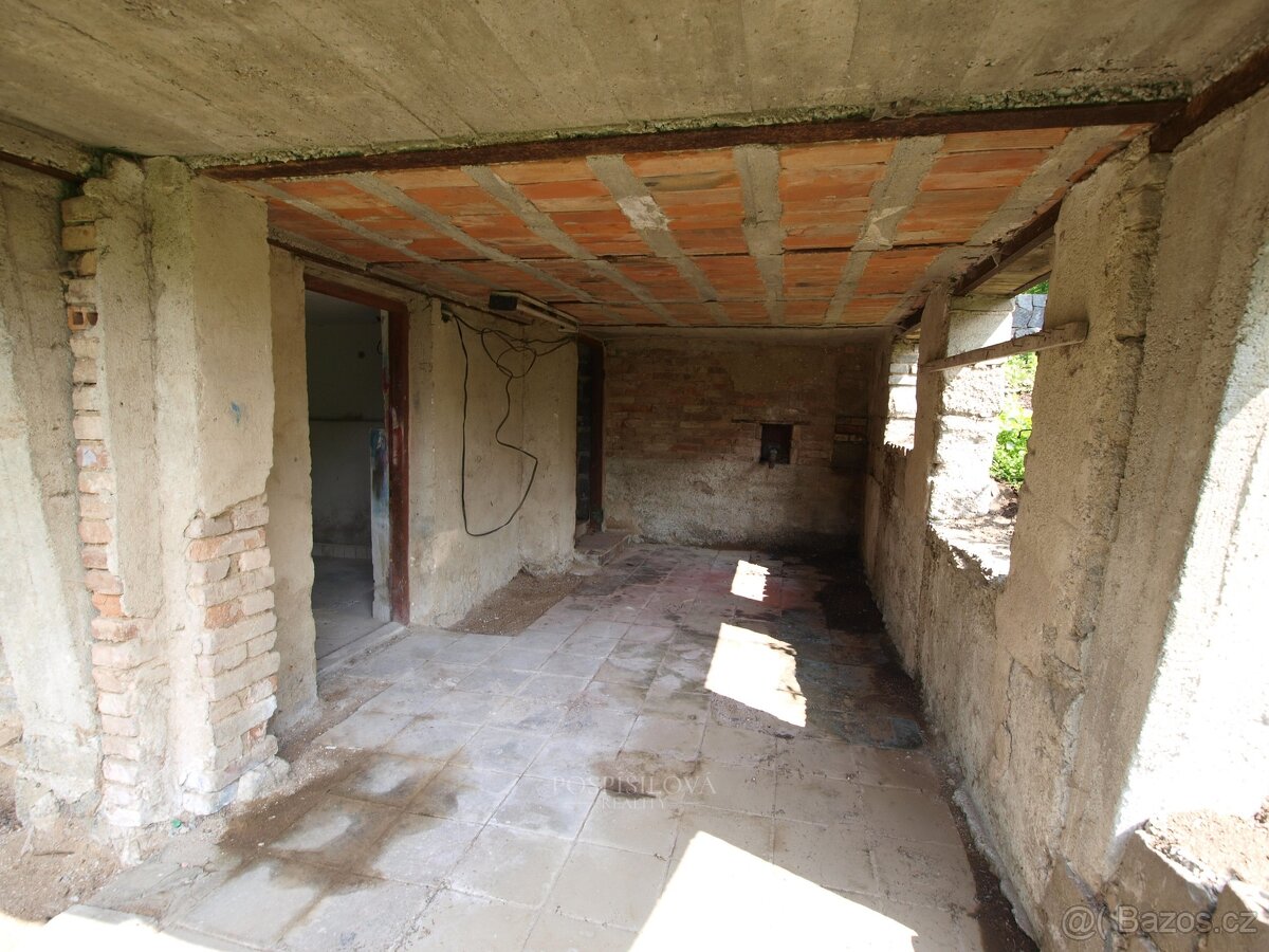 Prodej chaty v obci Krhanice, ev.č. 00051 - 10