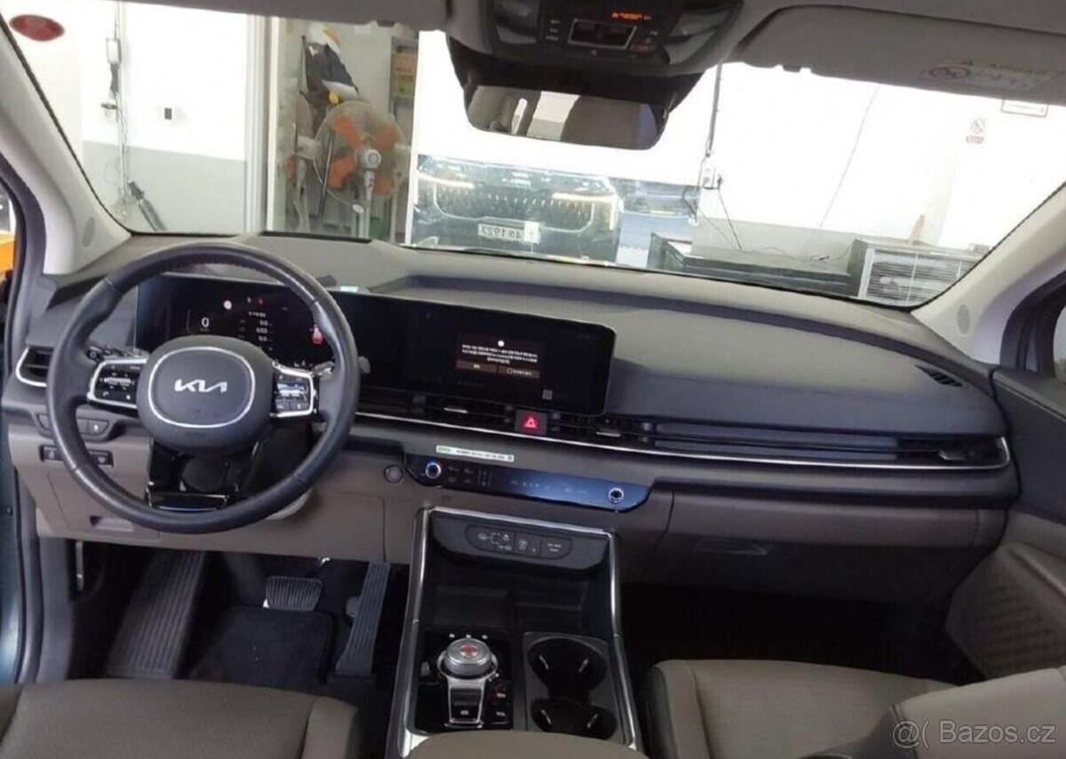 Kia Carnival 2.2-7MÍST-NOVÝ MODEL-NA CESTĚ - 10