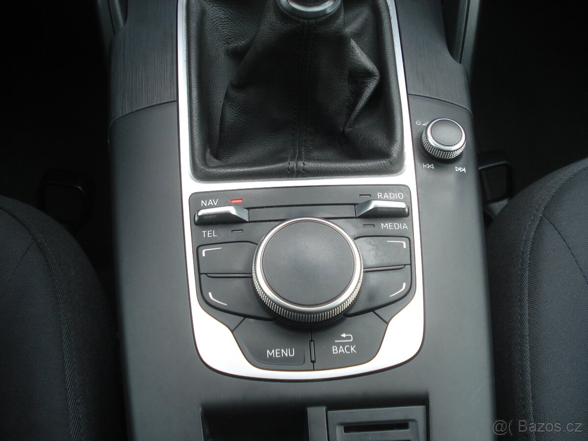 Audi A3 1.4 TSi -S-LINE NAVIGACE - 10