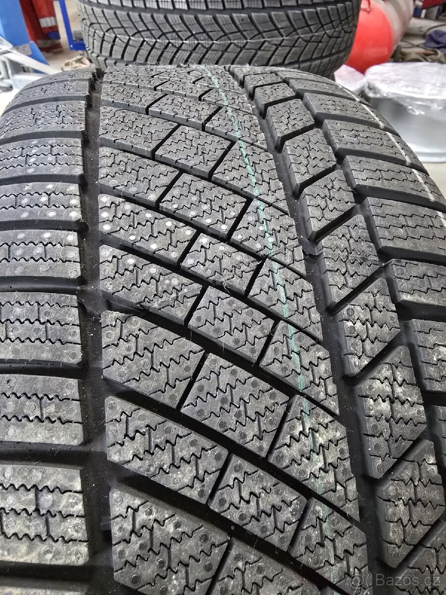 Nová zimní ALU kola Audi TT r19 - 10