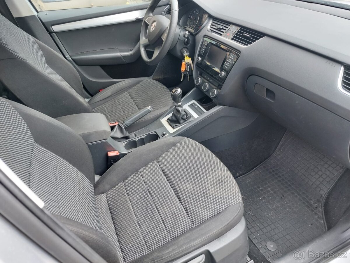 Škoda Octavia 3 combi 4x4 - 10