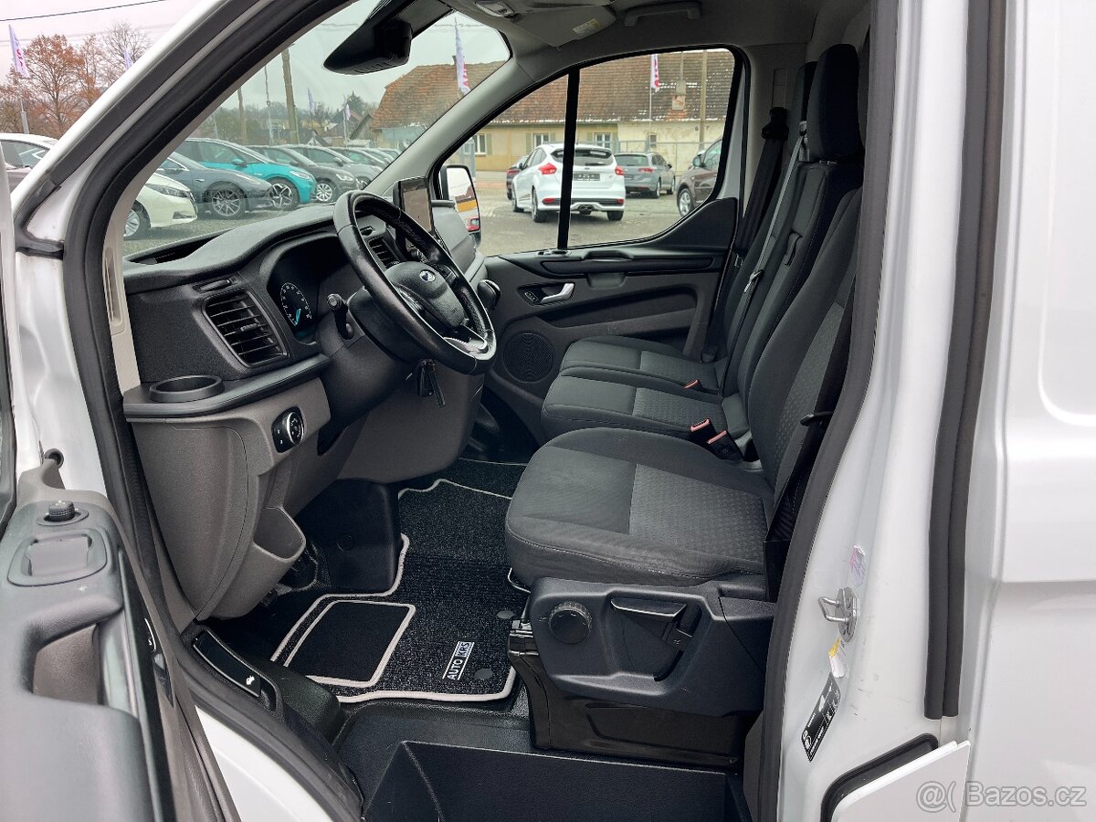 Transit Custom 2,0TDCi 96KW L1, regály SORTIMO,svěrák,navi.. - 10