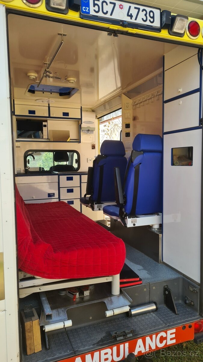 VW Transporter T5 4x4 obytný - 10