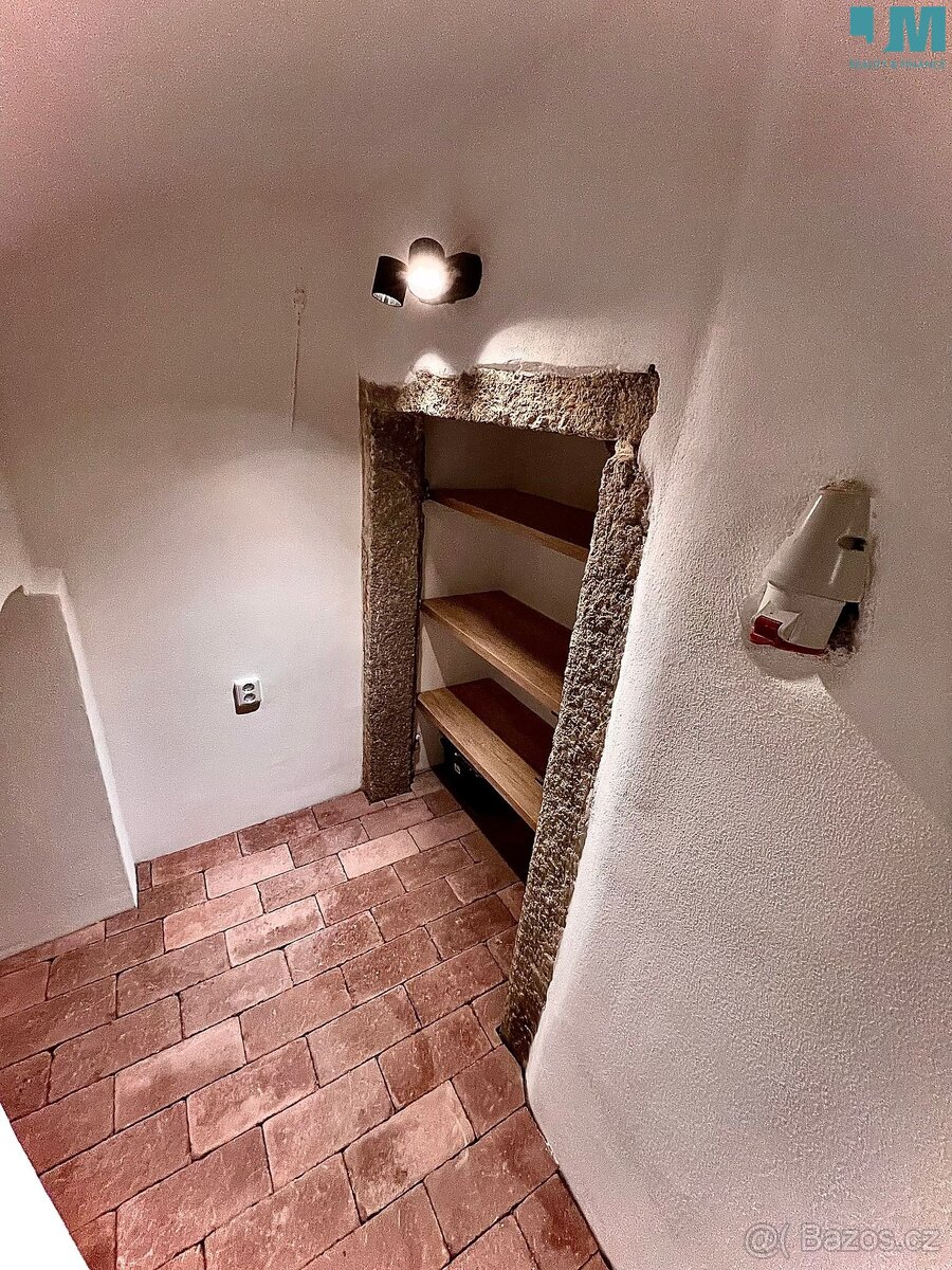 Pronájem bytu 1+1 51 m², Třebíč - Zámostí, ev.č. 01904 - 10