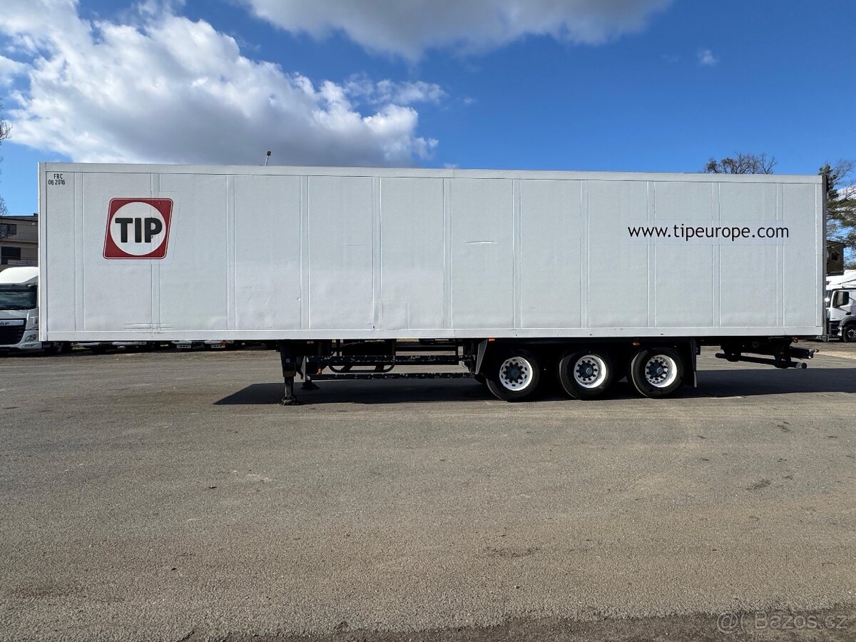 Schmitz Cargobull Chladák - 10