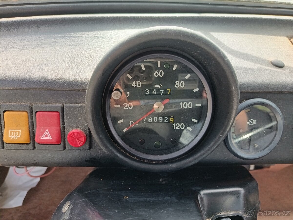 Trabant 601combi Doklady německé na Přihlášení - 10