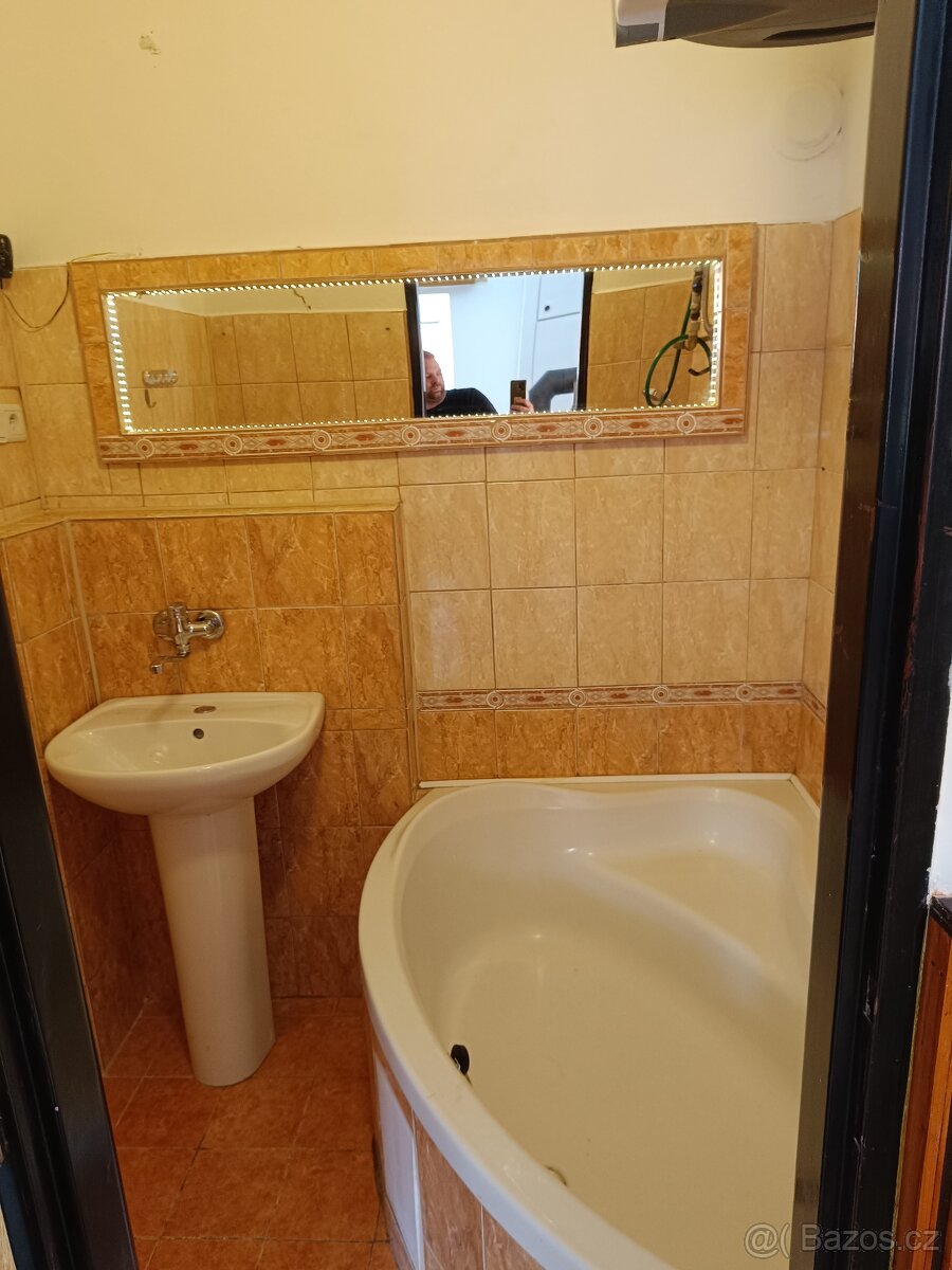 Prodej bytu 2+1 dobrá poloha co funguje - 10