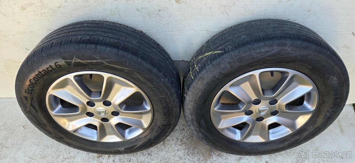 Dacia Duster 16" 5x114,3 s pneu - 10