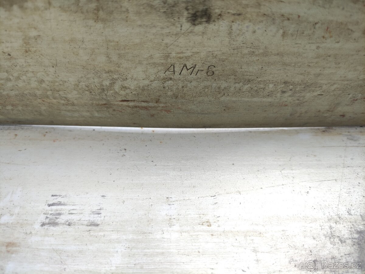 Vojenská bedna. - 10