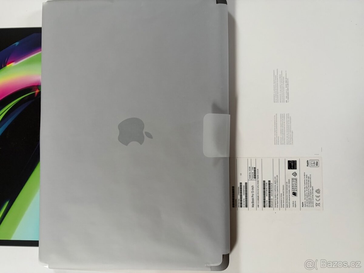 MacBook Pro M2 (16 GB RAM, 1 TB SSD) pěkný stav - 10