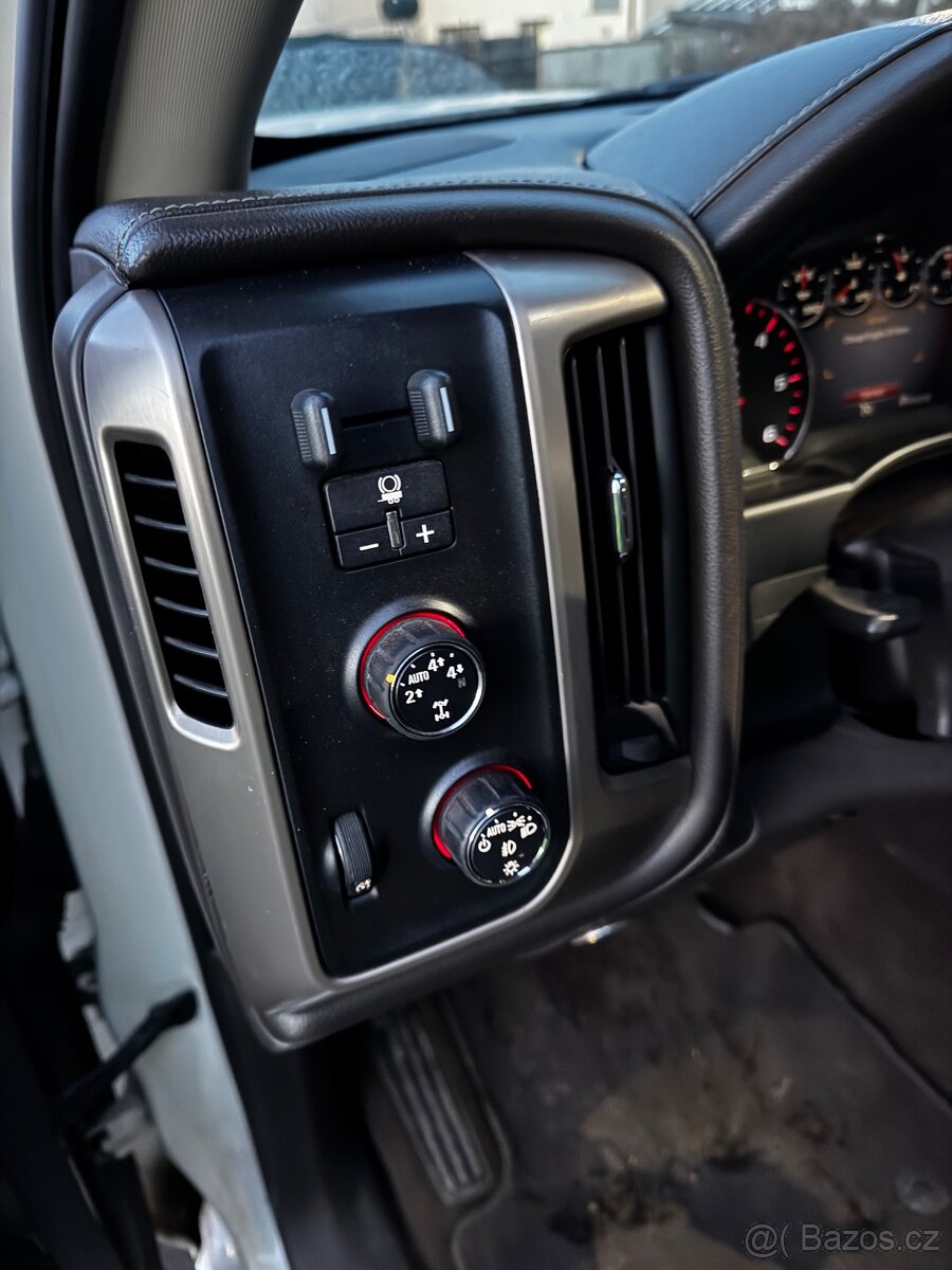 GMC SIERRA DENALI - 10