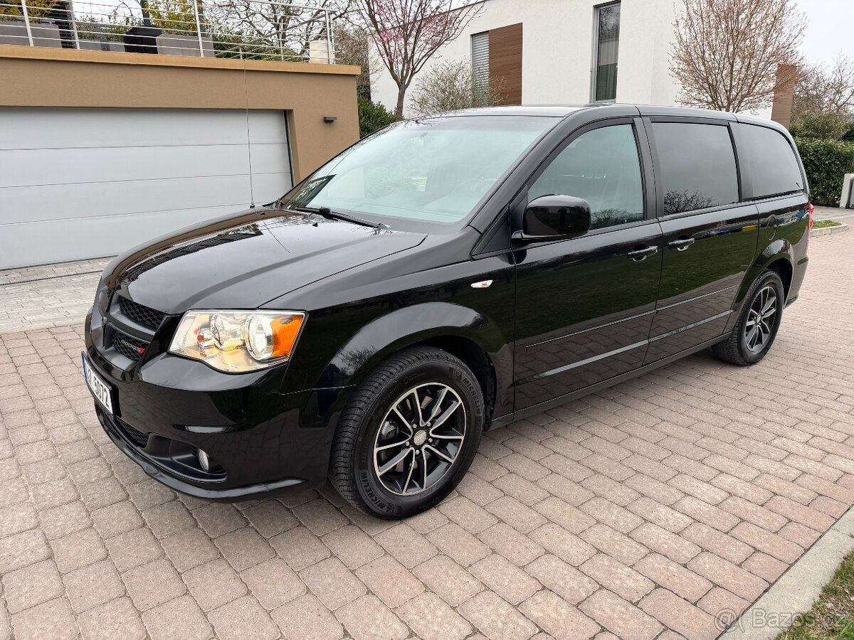 Dodge Grand Caravan 3.6 - 10