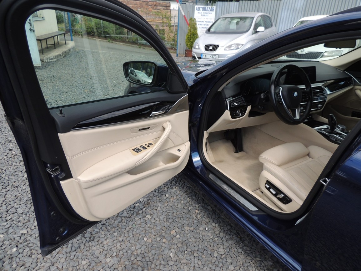 BMW 530ix Combi,185kw,2018,SportLine,ČR,1maj.-21%DPH - 10