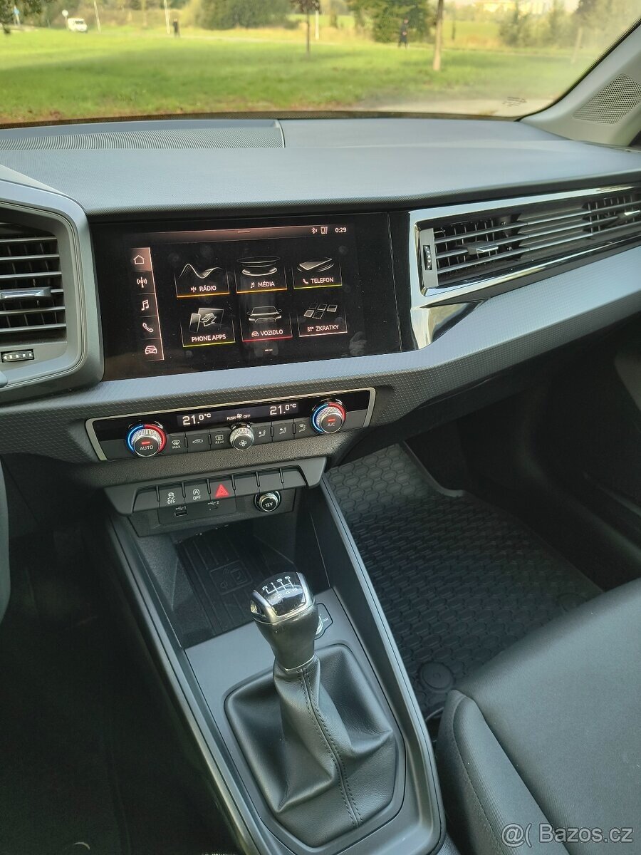 AUDI A1 2021 - 10
