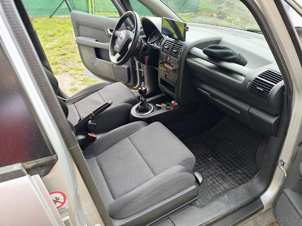 Audi A2 1.4i - 2002 - 10