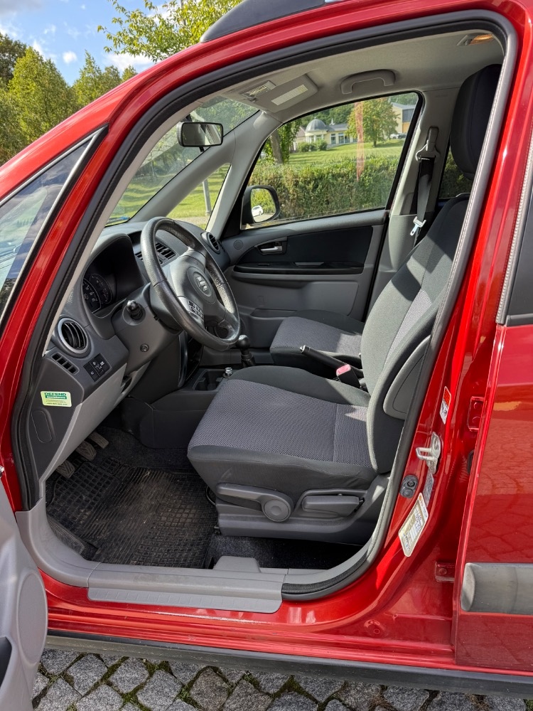 Suzuki SX4 1.2 benzín RV: 2008 - 10