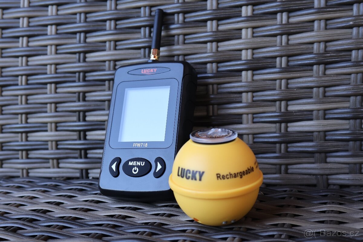 Nová zakrmovací loď s GPS, silná baterie + český návod - 10