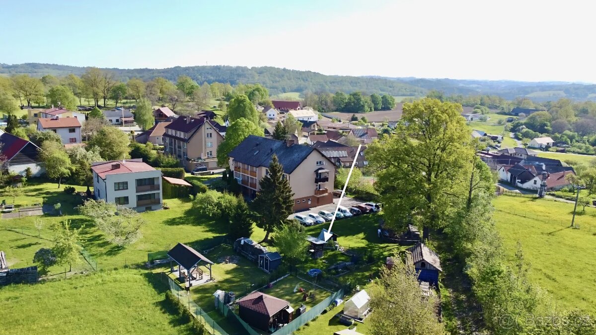 Zahrada 120 m² v Přeštěnicích - 10