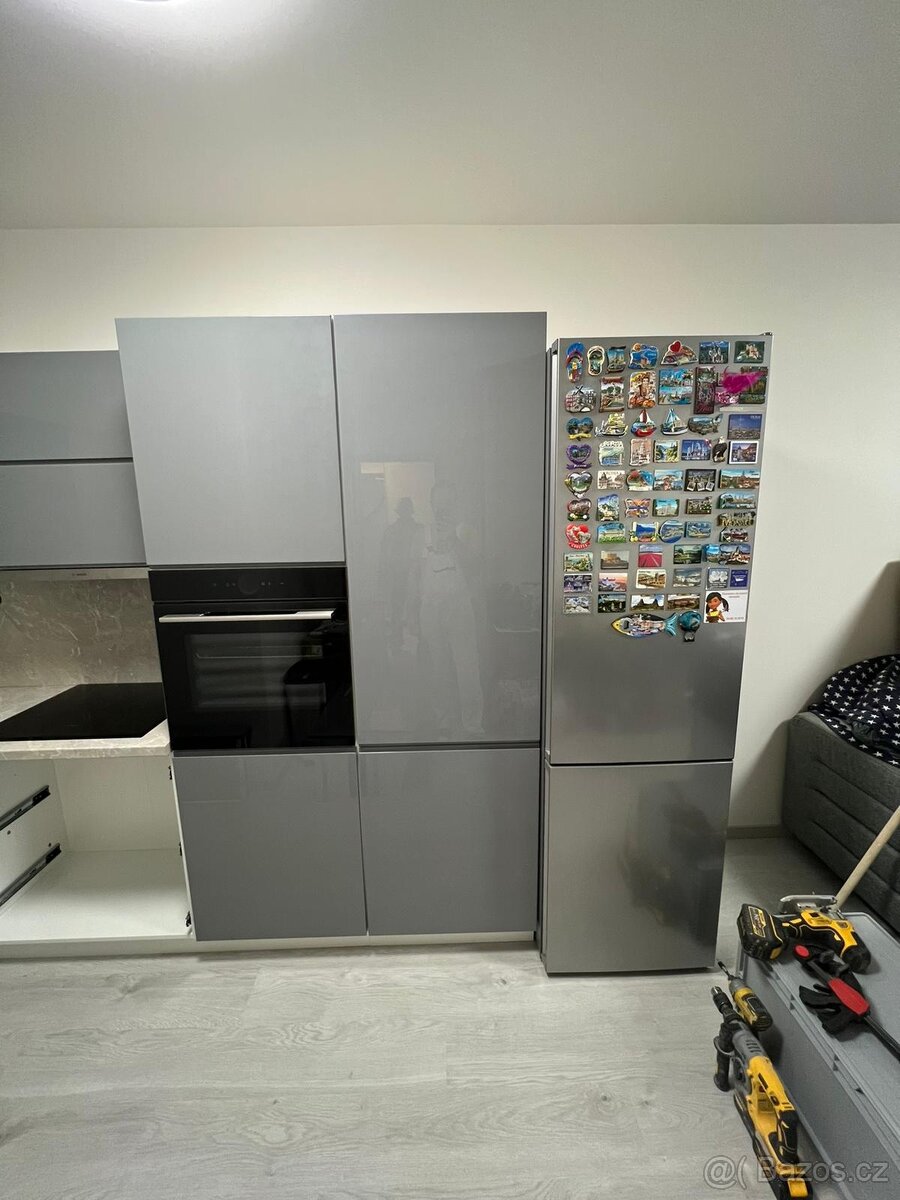 Vzorková kuchyňská sestava bezúchytková Aspen BÍLÁ - 10