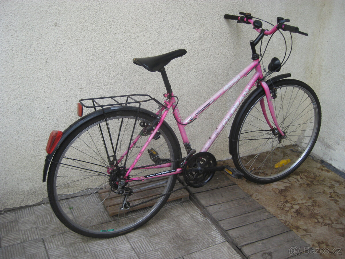 2x Cestovní kolo - 10