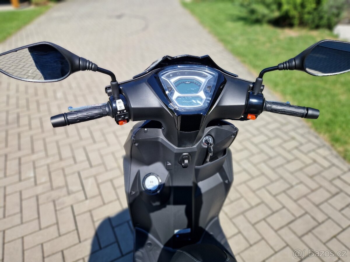 Kymco AGILITY S 125i CBS Final Edition Black + Kufr Zdarma - 10