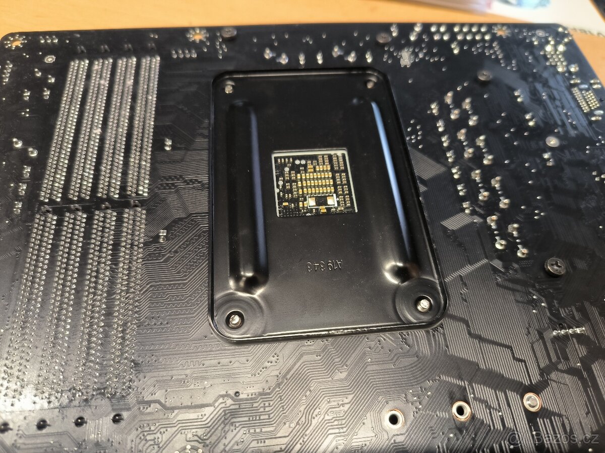 Základní deska do PC - 10