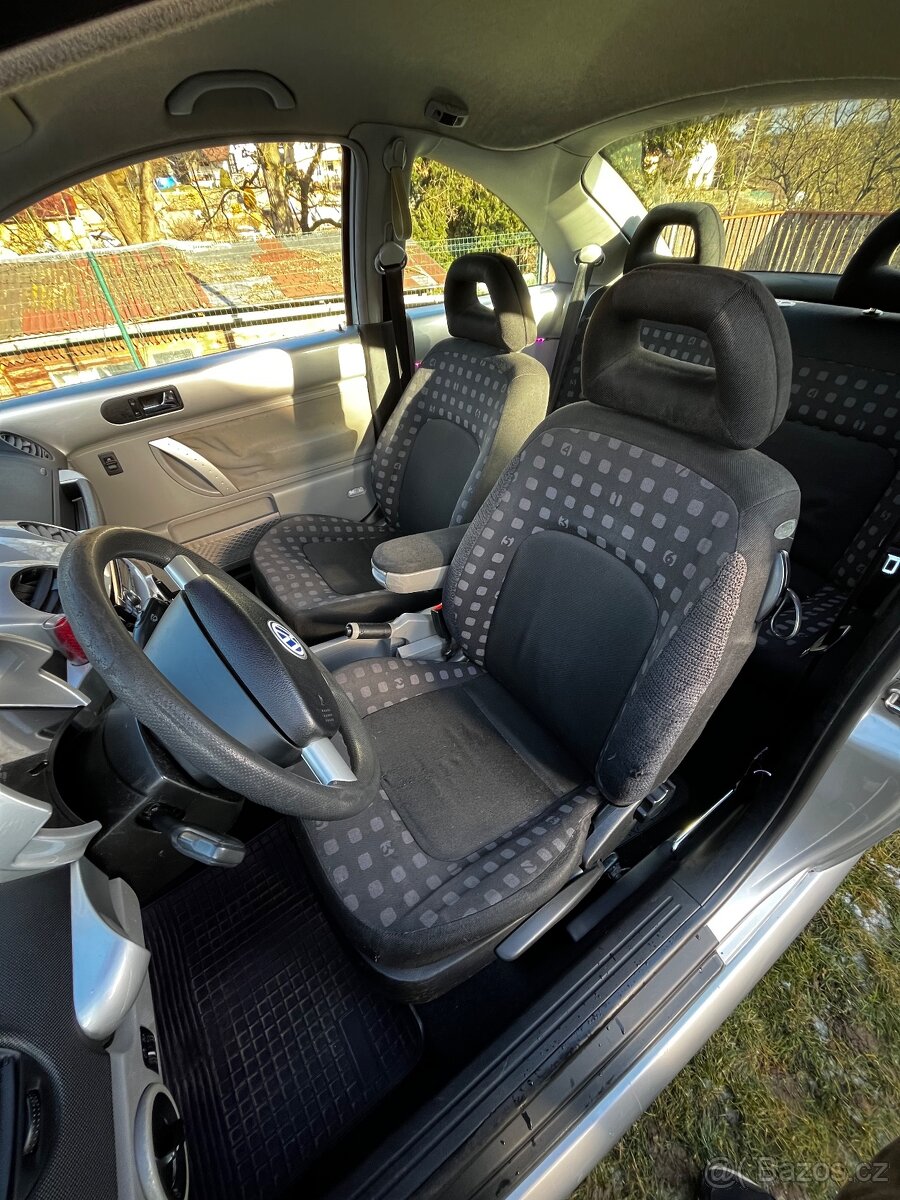 Volkswagen New Beetle 1.9 TDI - 10