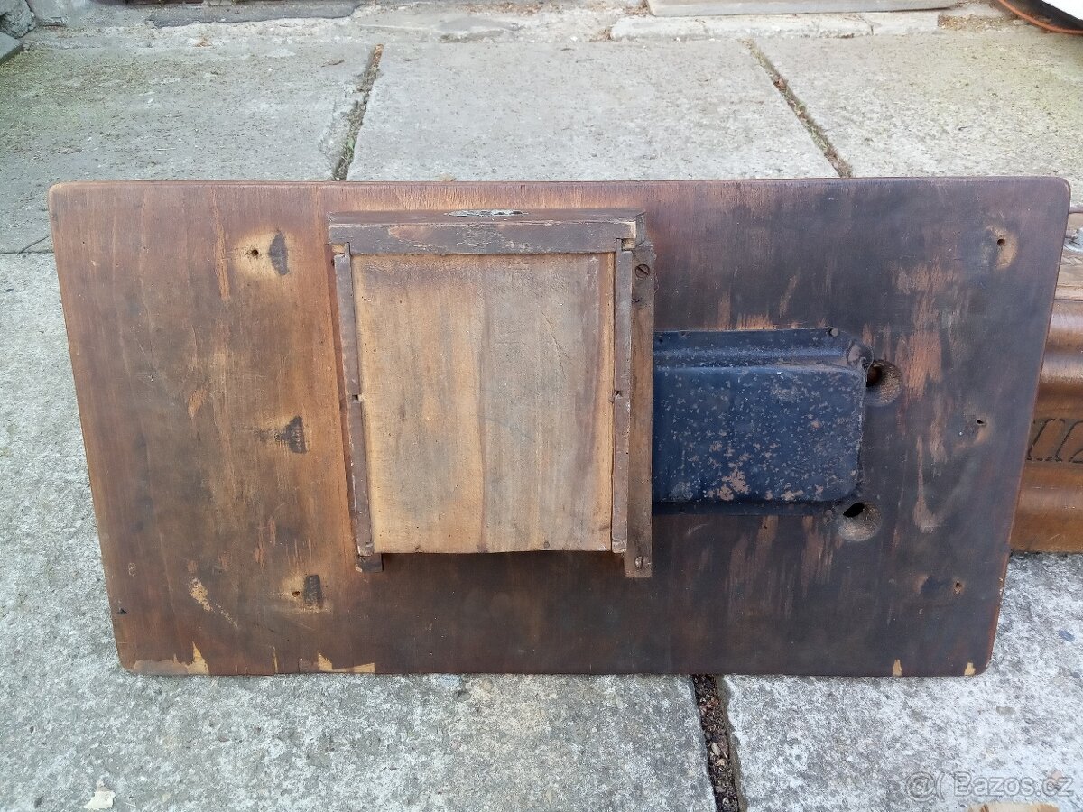 Šicí stroj Singer - 10