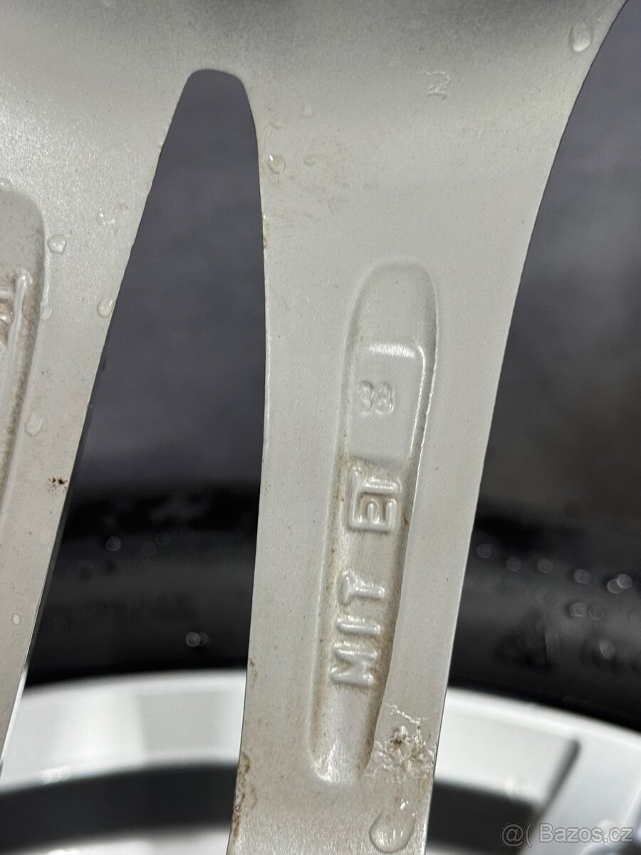 ZIMNÍ SADA MB GLC R18 235/60 R18 - 10