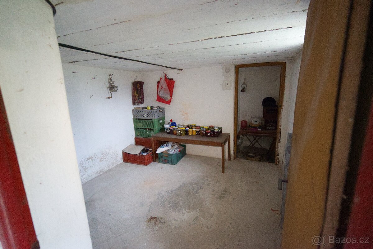 Prodej chaty u řeky Sázava - 10