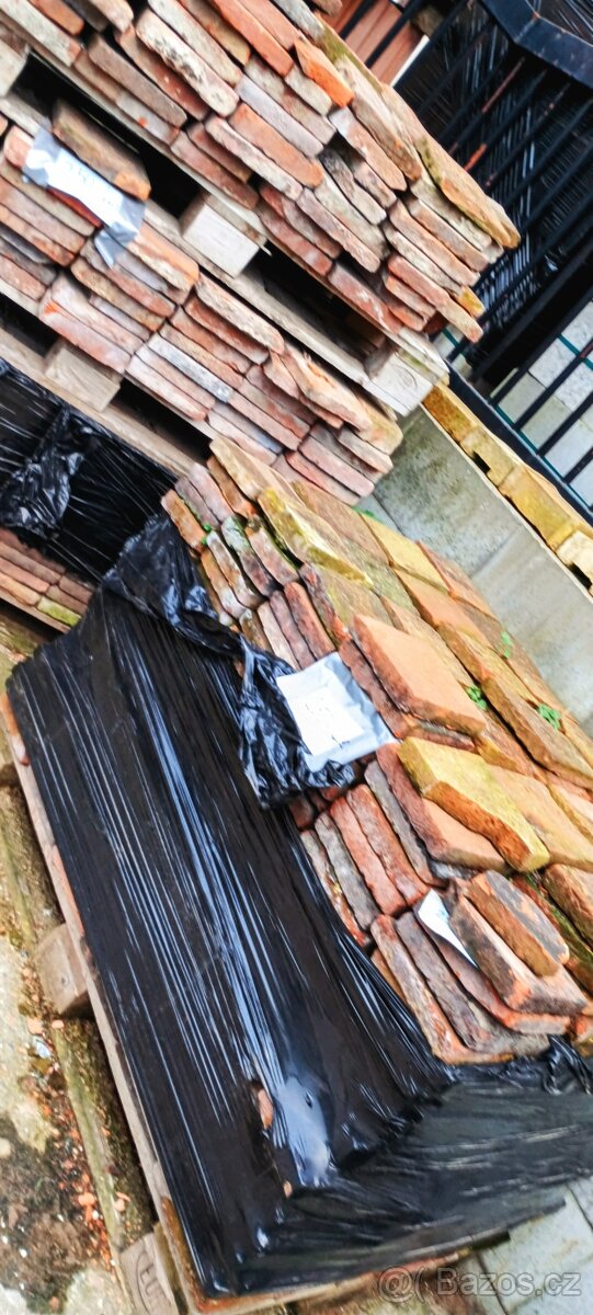 stará půdová dlažba - 10