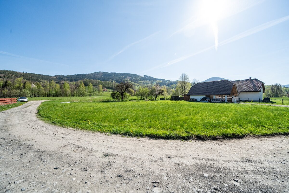 Prodej stavebního pozemku Morávka - 10