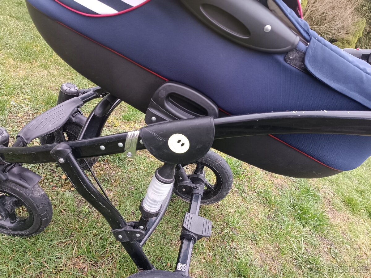 Trojkombinace kočárek - 10