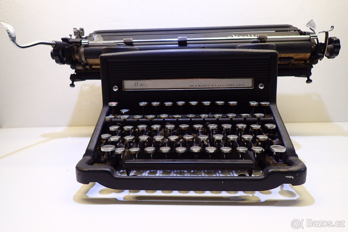 Psací stroj- Olivetti - Made in Italy - 1932 - 10