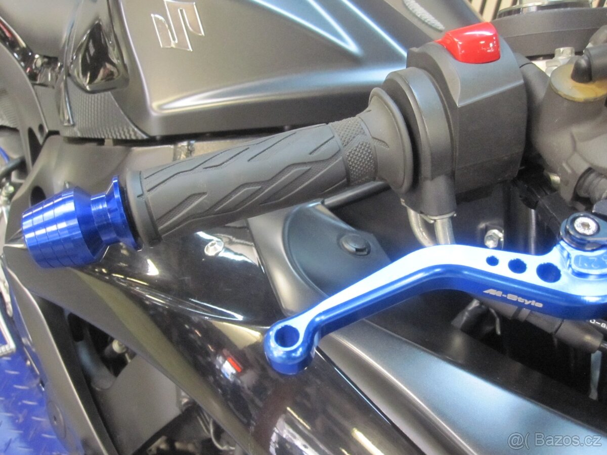 Suzuki GSX-R 750 - 10