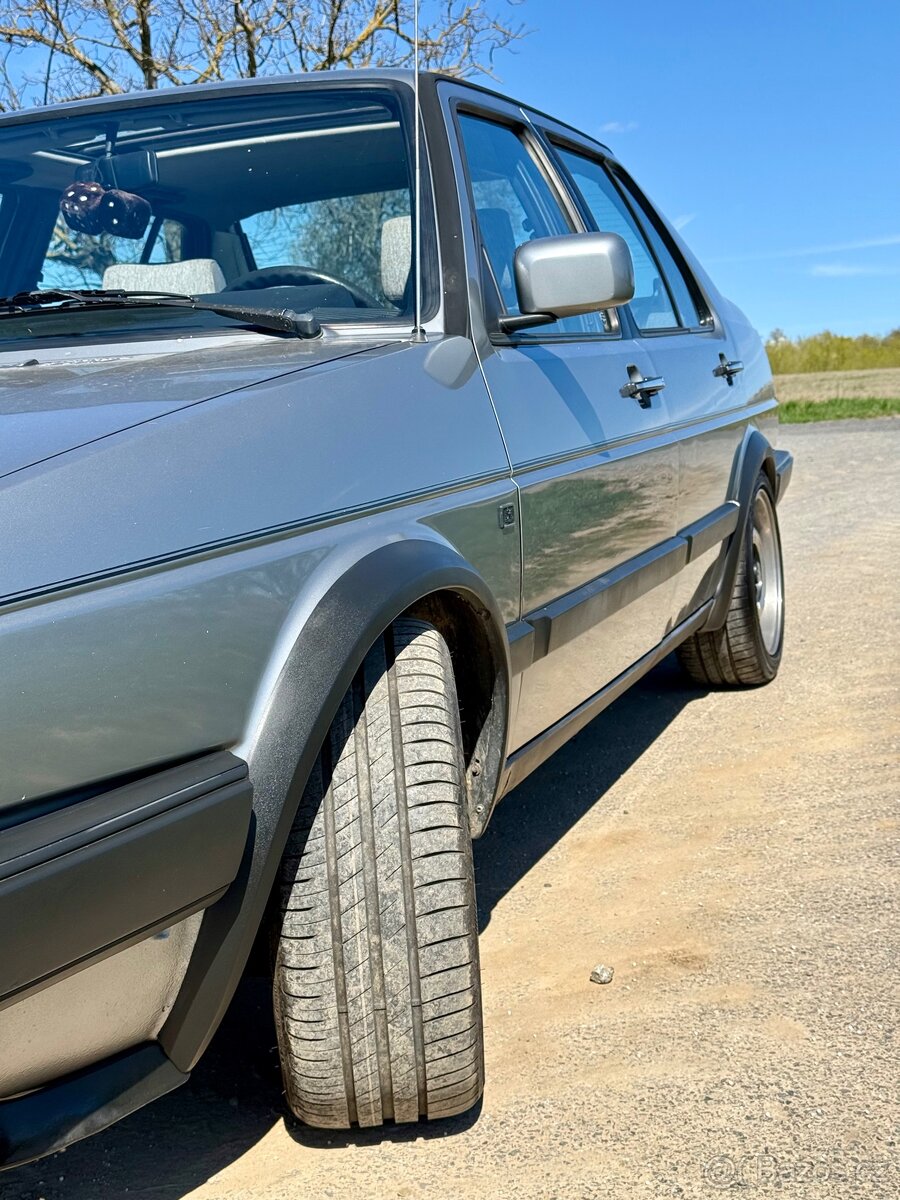 VW Jetta Mk2 Coach - 10