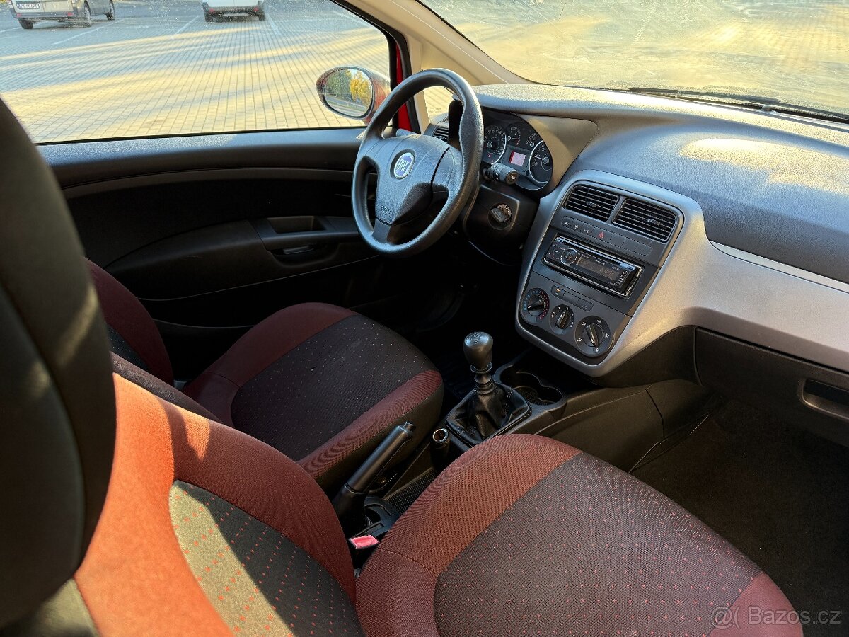 Fiat Punto, 1.2i, 48kw Původ ČR 112t. KM - 10