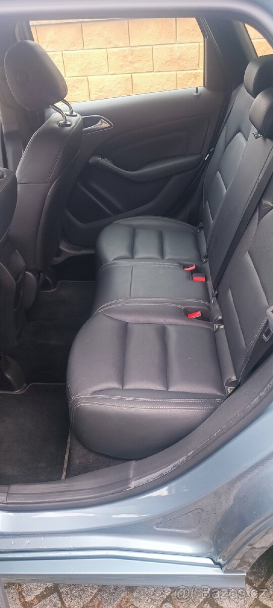 Mercedes-Benz B180CDI,r.v. 2014,tažné,navi,TOP STAV - 10