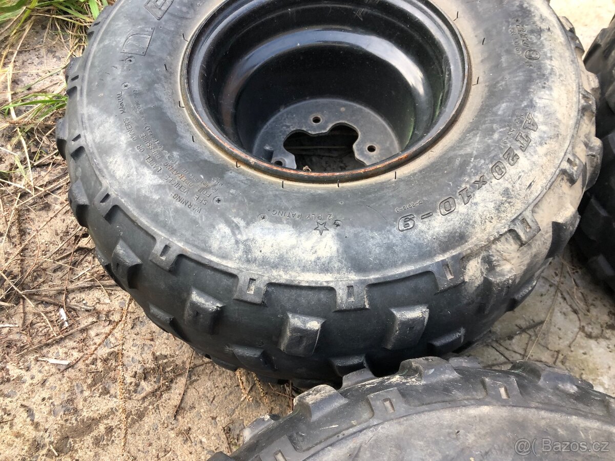 Polaris Rzr 170 zadní ráfky s pneu - 10