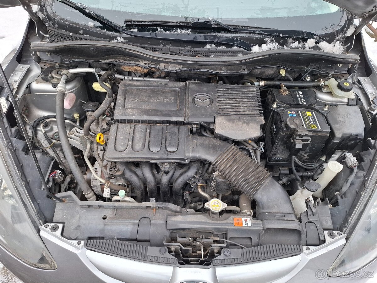 Mazda 2 rv.2009 - 10