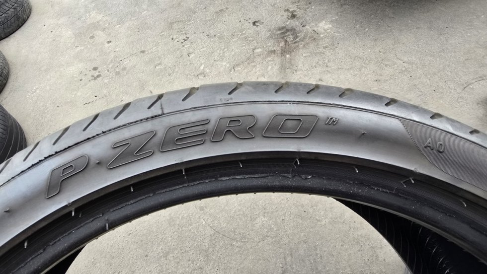 Letní pneu 255/35/20 Pirelli - 10