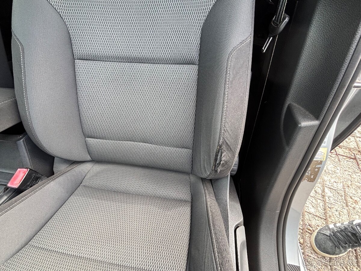 Golf 7 variant 2,0 tdi 110kw - 10