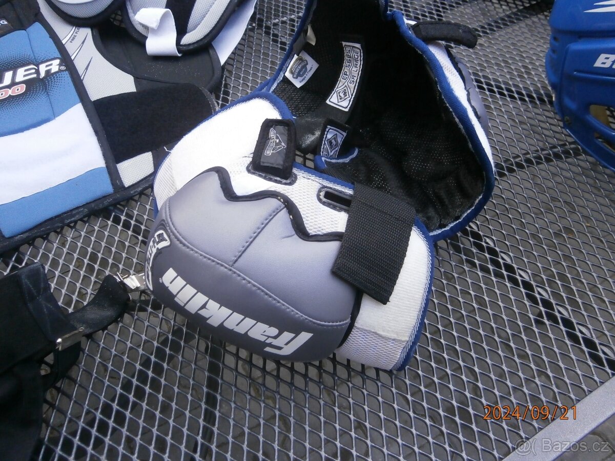 Hokejová výstroj-Bauer - 10